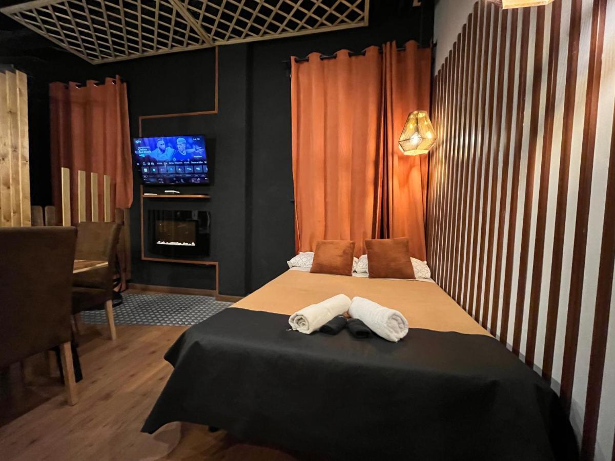 Chic4 Luxury Gran Via Apartment Madrid Luaran gambar